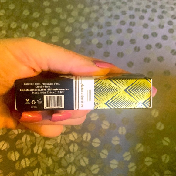 Kismet Polished Lip Plumping Gloss - Picture 2 of 4